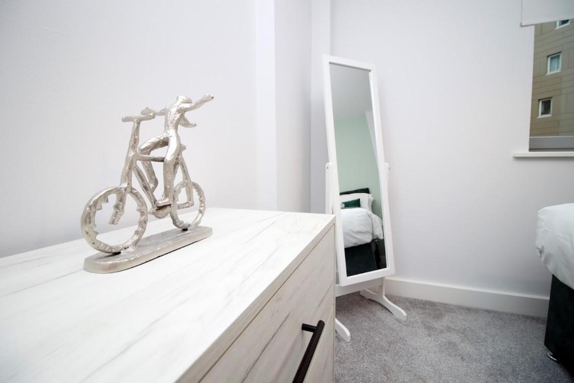 Bright 1Bedroom Apartment, Central Location With Balcony Bristol Exteriör bild