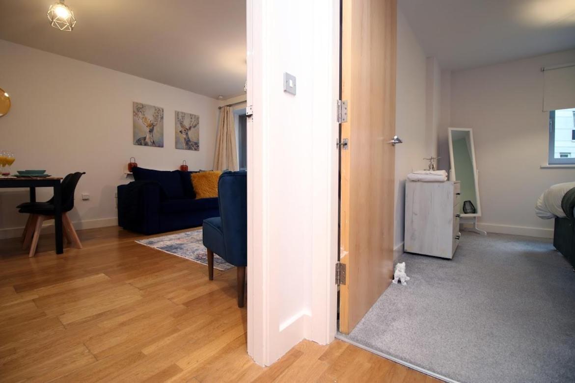 Bright 1Bedroom Apartment, Central Location With Balcony Bristol Exteriör bild
